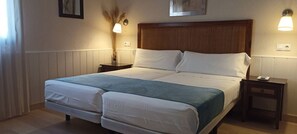 Chambre Standard Double ou avec lits jumeaux