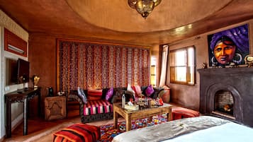 Atlas suite | Coin séjour | Télévision à écran plat