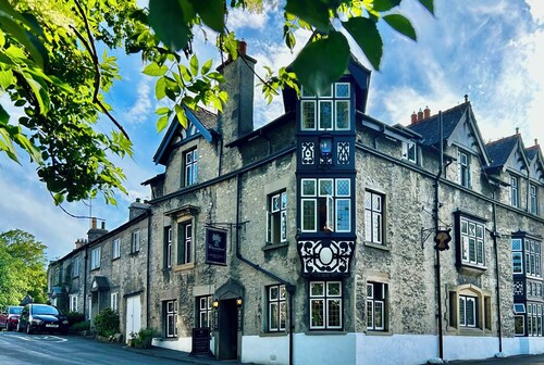 The Wheatsheaf