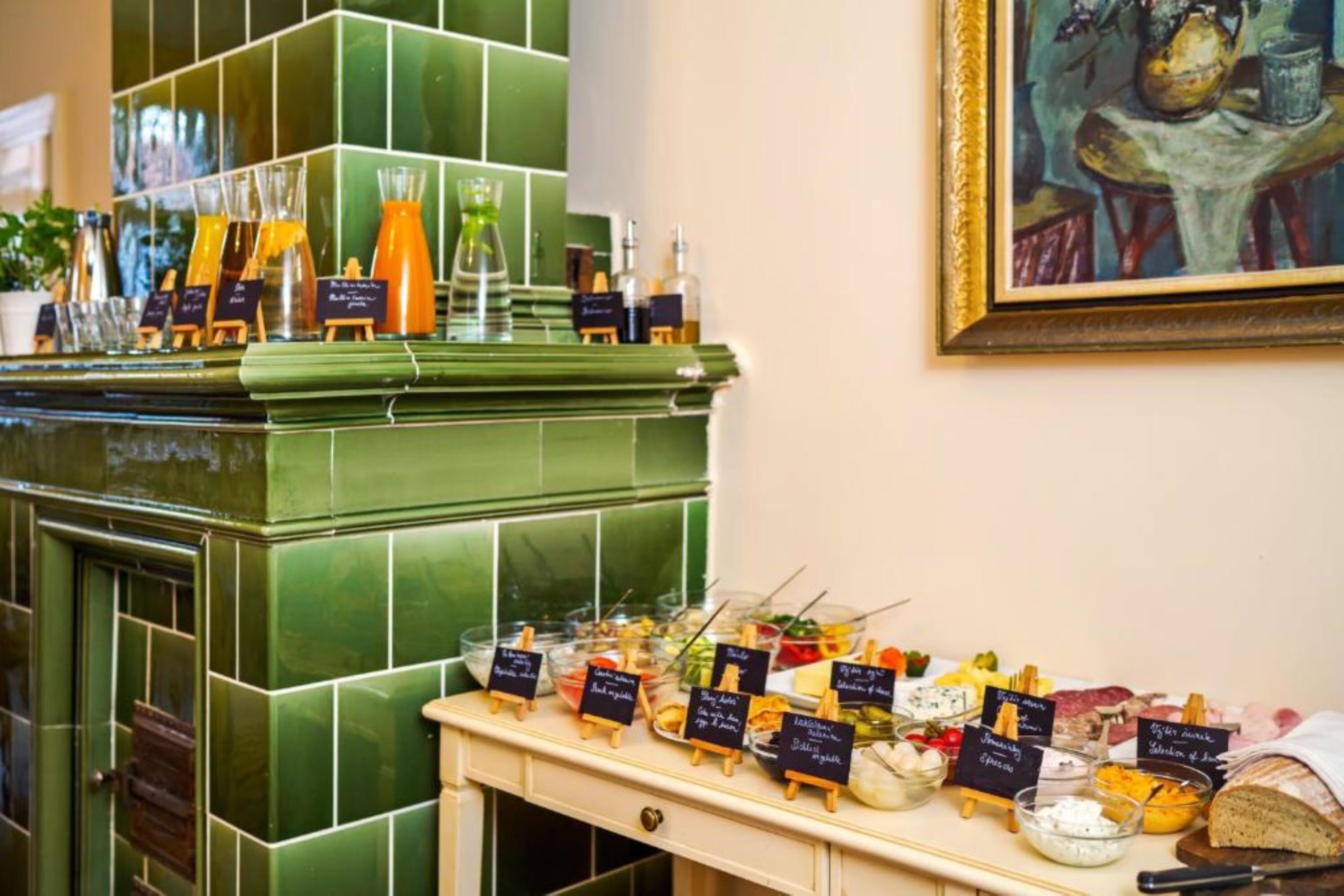 daily buffet breakfast (eur 16 per person)