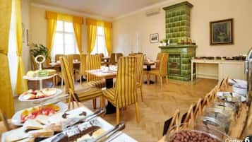 Daily buffet breakfast (EUR 16 per person)