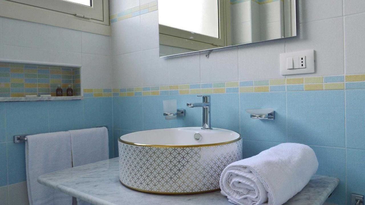 Deluxe Double or Twin Room | Bilik Mandi | Pancuran mandi, pengering rambut, bidet, tuala disediakan 