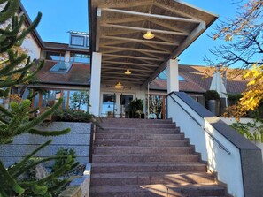 Exterior - Romantik Hotel Johanniter-Kreuz (Ueberlingen)