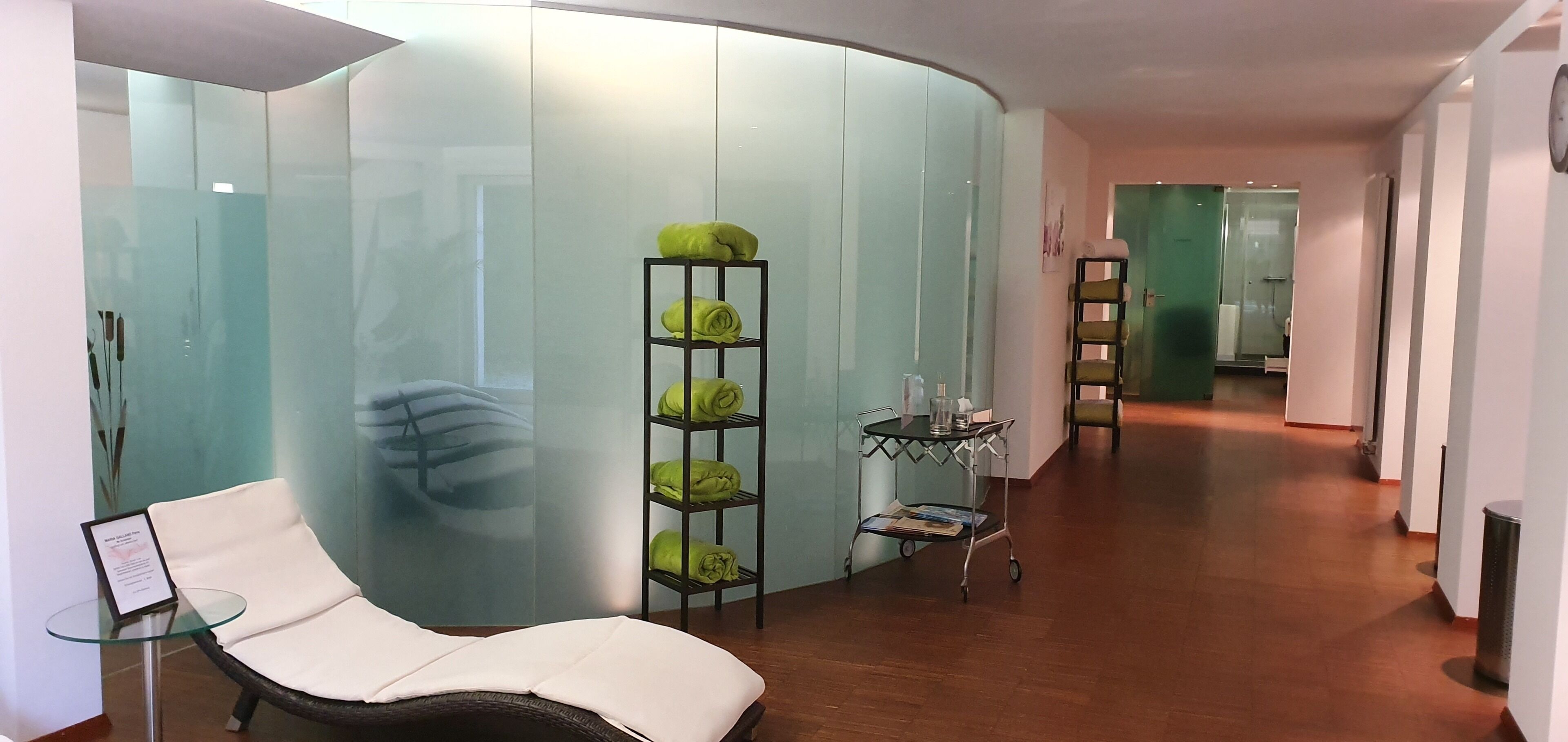 body treatments, hot stone massages