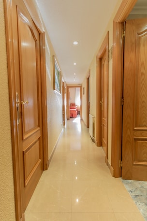 Hallway. Pensión Isabel by Vivere Stays
