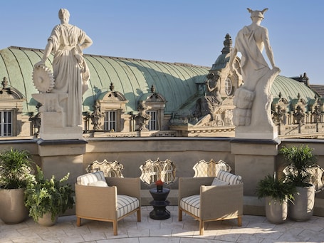 Prinzessin Augusta House | Balkon. Rosewood Munich
