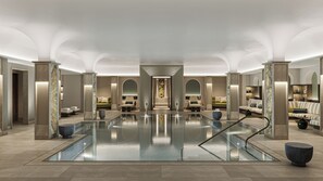 Indoor pool - Rosewood Munich (Munich)