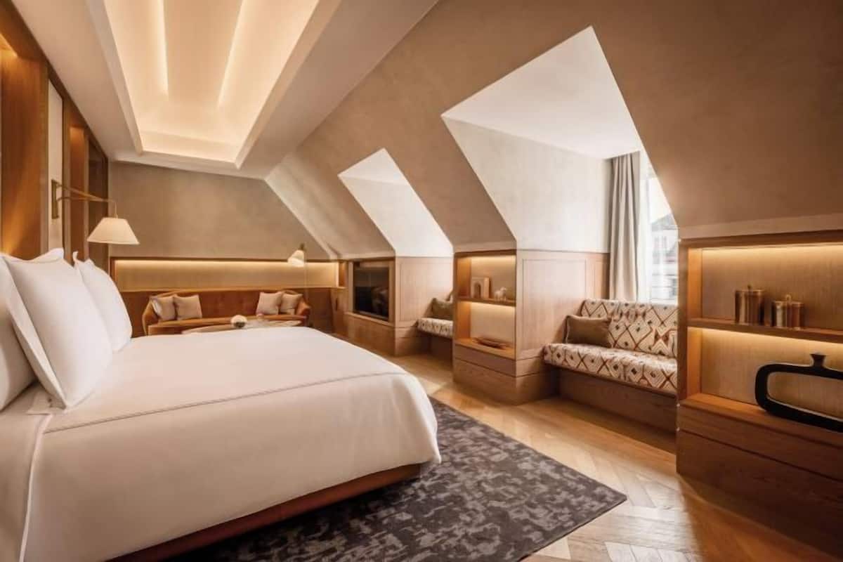 Hochwertige Bettwaren, Daunenbettdecken, Minibar, Zimmersafe