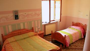 Triple Room | Bed sheets