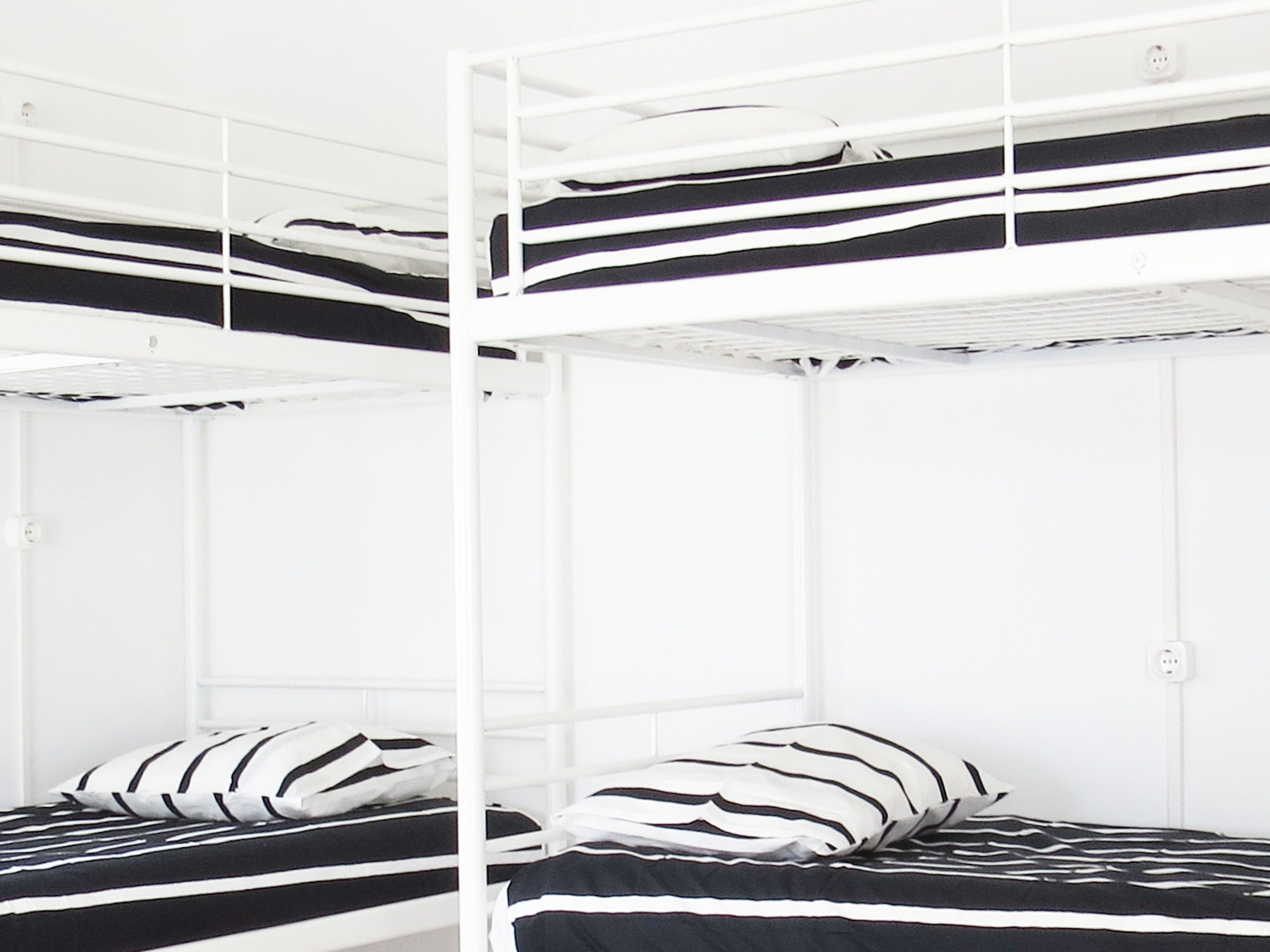 Bed in 8-Bed Mixed Dormitory Room | Iron/ironing board, free WiFi, bed sheets