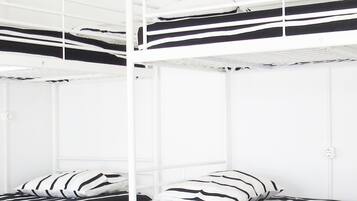 Bed in 8-Bed Mixed Dormitory Room | Iron/ironing board, free WiFi, bed sheets