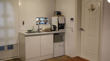Fridge, microwave, electric kettle, rice cooker