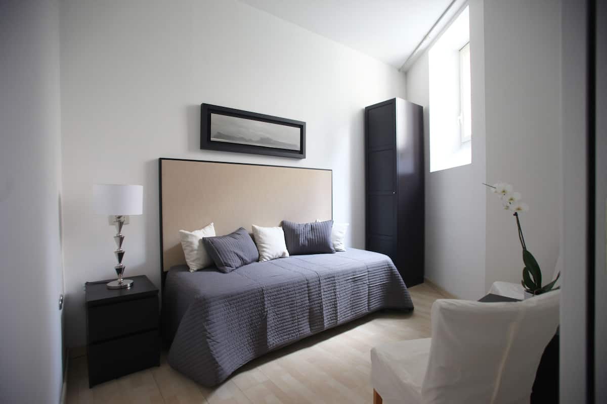 Apartment, 2 Schlafzimmer (Capri) | 1 Schlafzimmer, hochwertige Bettwaren, Minibar, Schreibtisch