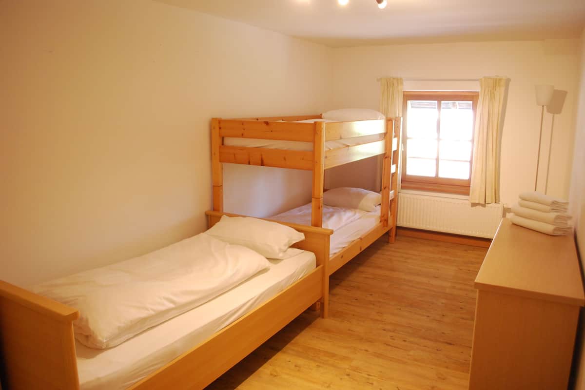 1 habitación, wifi gratis y ropa de cama