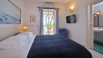 2 bedrooms, soundproofing, iron/ironing board, free WiFi