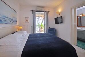 Villa, 2 Bedrooms | 2 bedrooms, soundproofing, iron/ironing board, free WiFi - Star Fish House (Ravello)