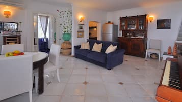 Villa, 2 Bedrooms | Living area | Flat-screen TV