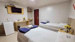 1 bedroom, minibar, in-room safe, blackout drapes