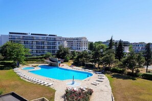 Outdoor pool - Happy Land (Sunny Beach)