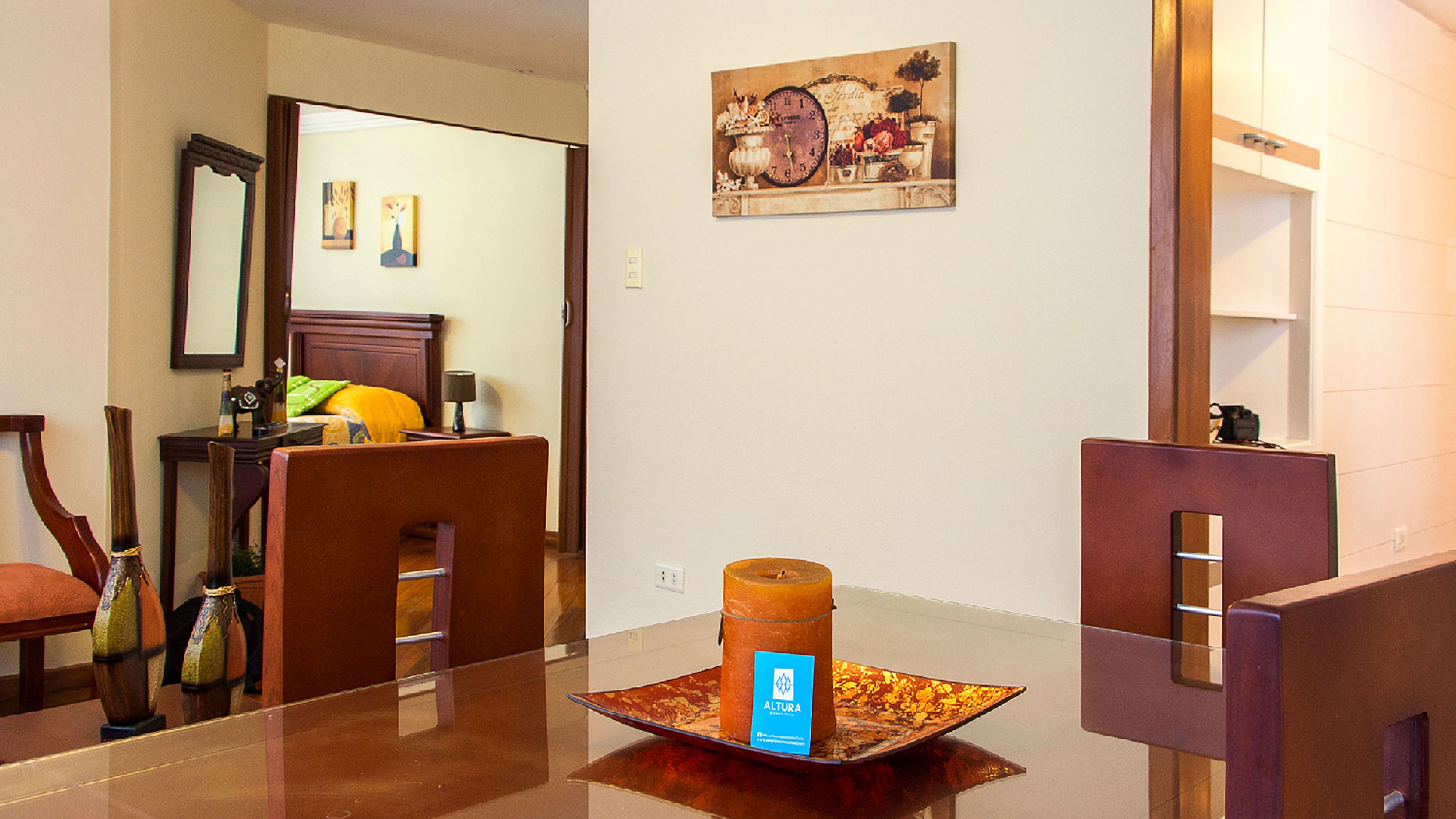 superior apartment, kitchen | living room | 32-inch tv with cable channels