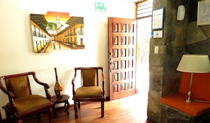 Reception - Hotel Altura (Quito)