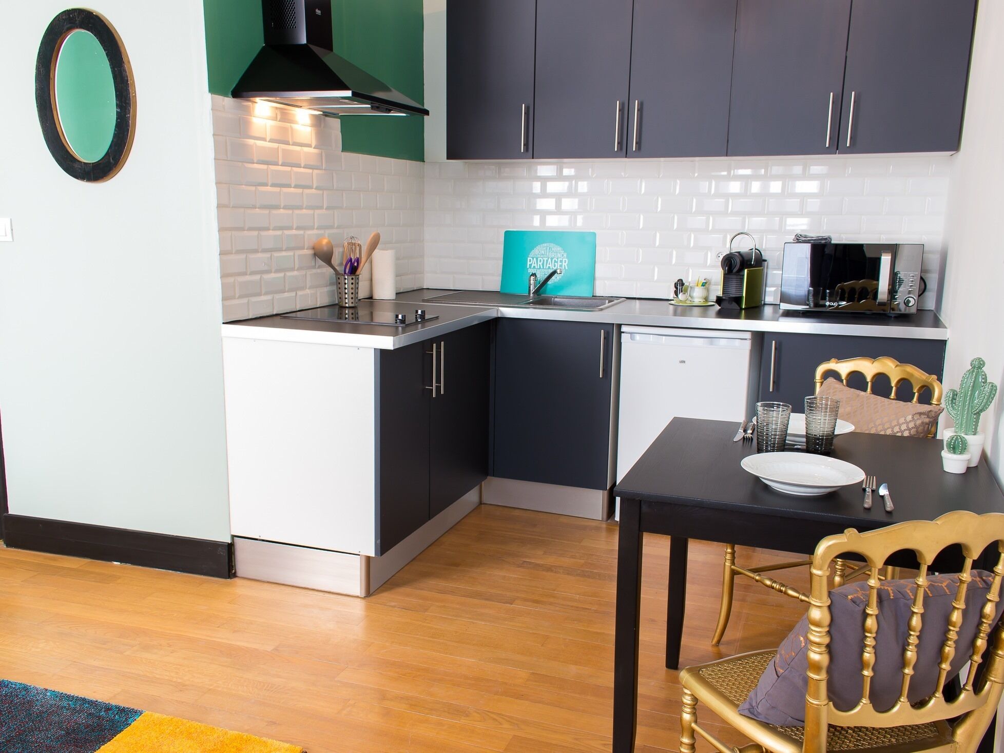 Hochstuhl, Kochgeschirr/Geschirr/Besteck