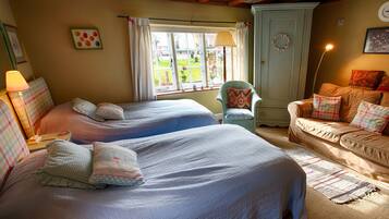 Premier Twin Room, Ensuite