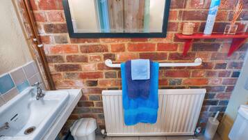 Premier Twin Room, Ensuite | Bathroom