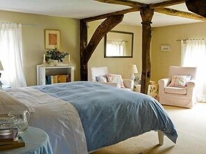 Premier Double Room, Ensuite - The Old Manor House B & B (Westerham)