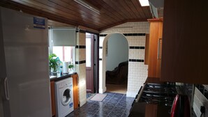 Dining - Jaylets Budget Leicester (Leicester)
