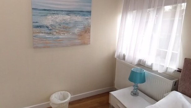 Standard Single Room, Shared Bathroom (Room 506) | Iron/ironing board, free WiFi - Jaylets Budget Leicester (Leicester)