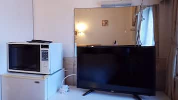 Kamar Double Standar, kamar mandi pribadi (Room 810) | Setrika/meja setrika dan Wi-Fi gratis