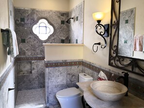 Family Villa, 2 Bedrooms, Non Smoking, Golf View | Bathroom | Shower, hair dryer, towels, shampoo