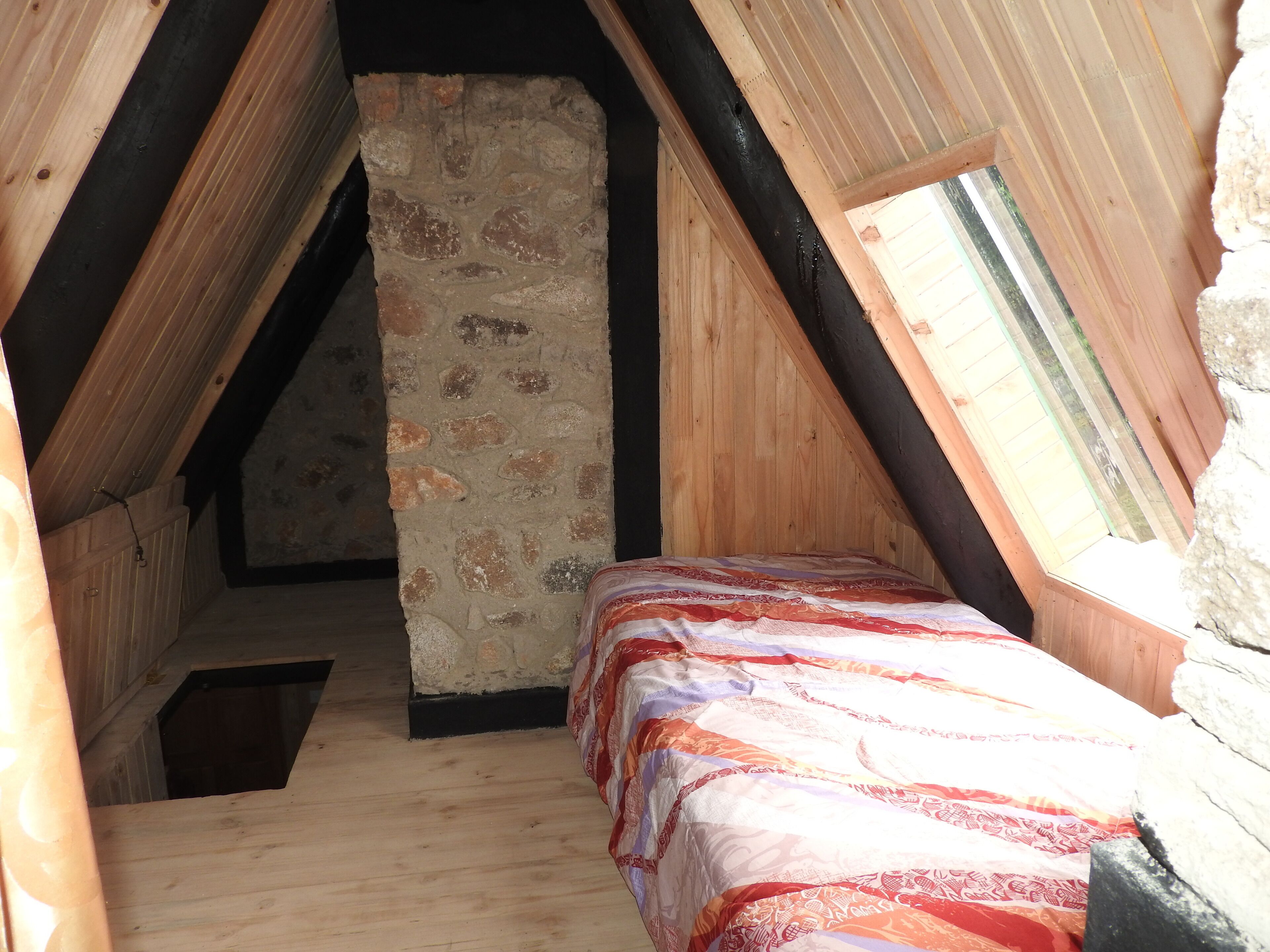 Basic-Ferienhaus, Seeblick (Zomwe) | Terrasse/Patio