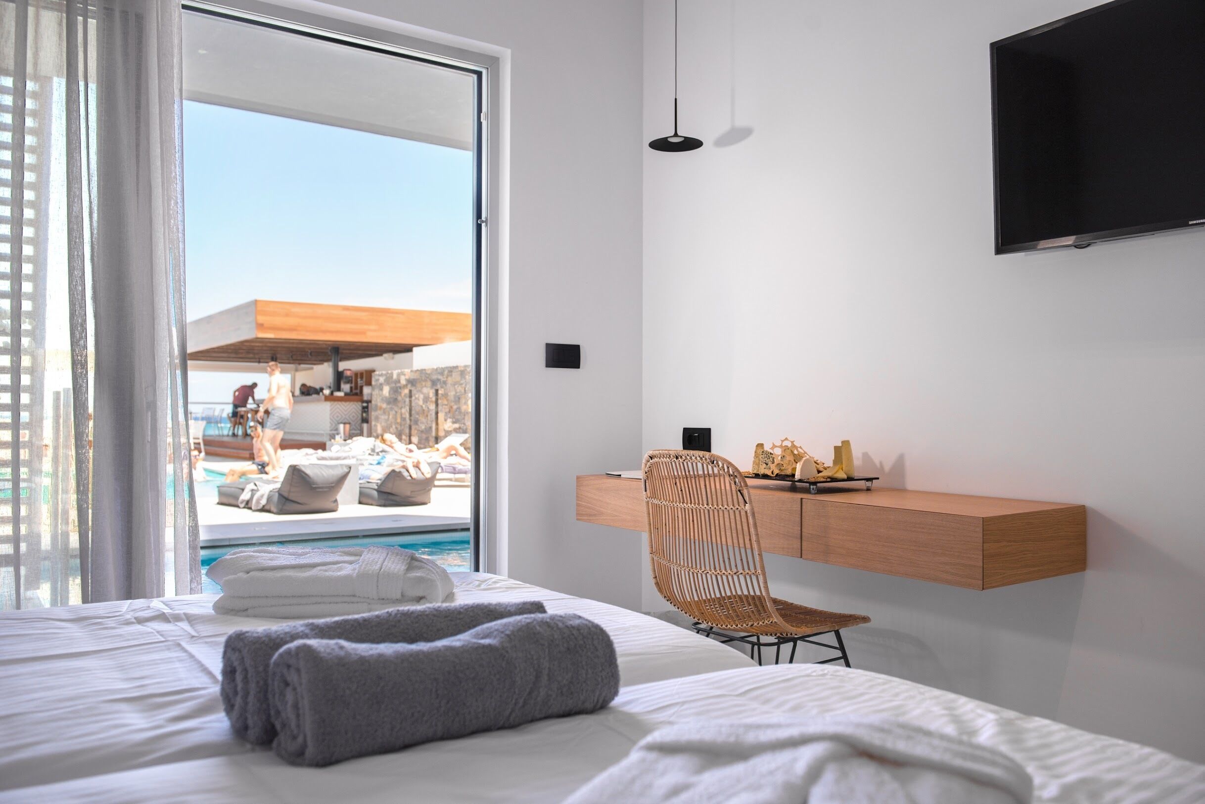 In-room safe, desk, iron/ironing board, free WiFi