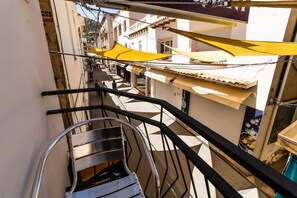 Camera tripla | Balcone