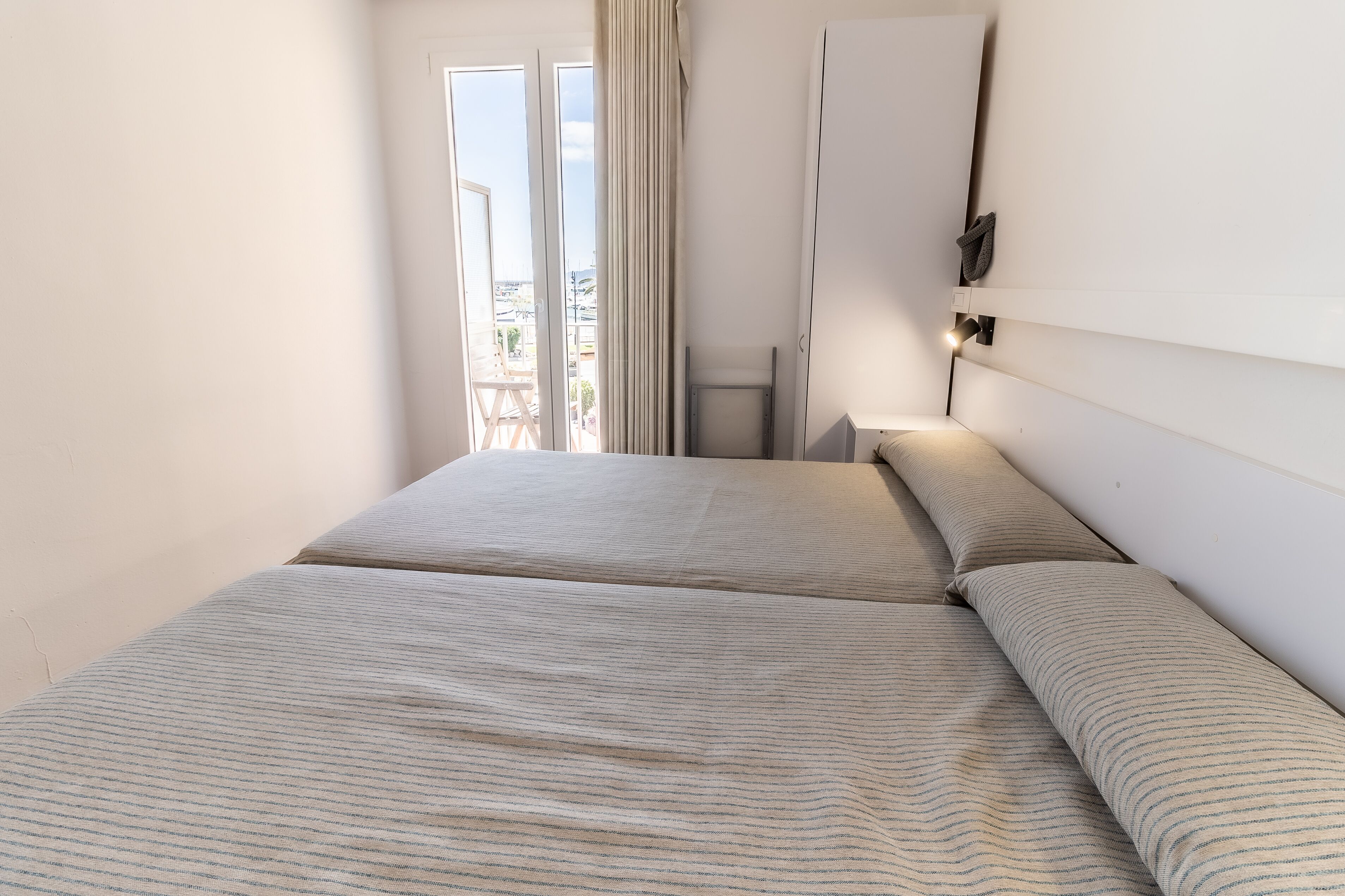 Kamer, 1 twee- of 2 eenpersoonsbedden, uitzicht op zee | Gratis wifi, beddengoed