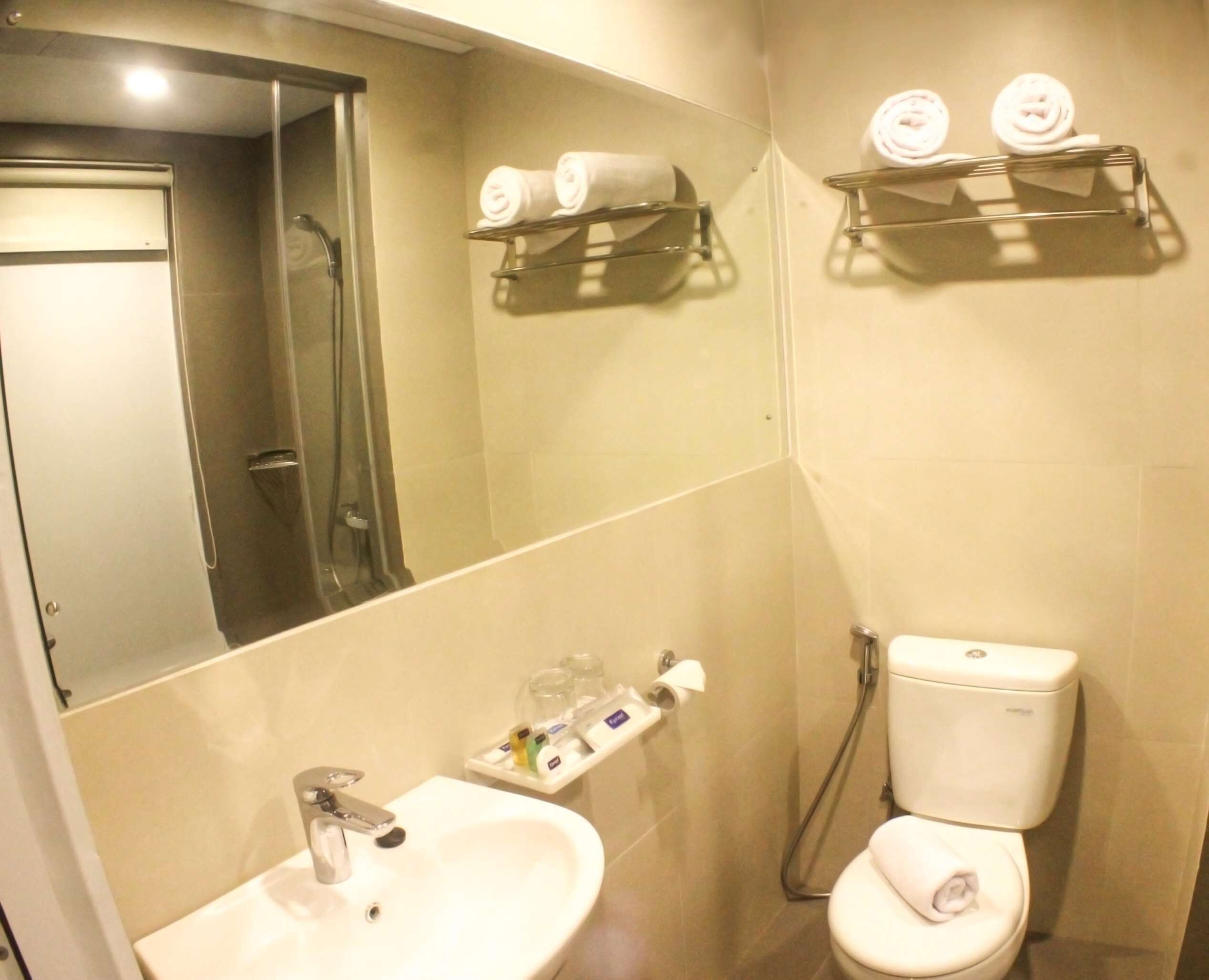 Foto - Kyriad Fatmawati Jakarta