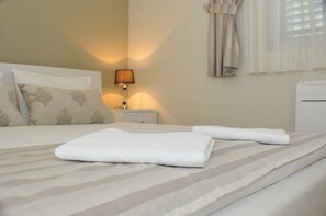 Double Room - M-Club Hotel (Budva)