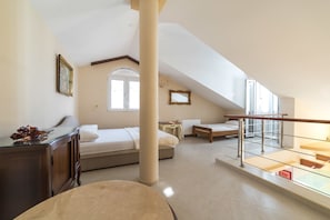 Luxury Apartment, 3 Bedrooms, Sea View | 1 bedroom, desk, soundproofing, iron/ironing board - Apartments Vuksic (Sveti Stefan)