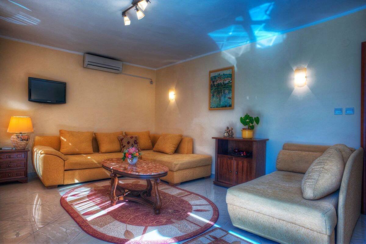 Flat-screen TV