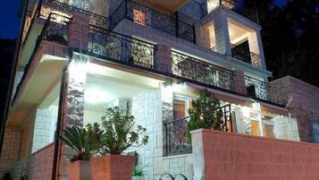 Front of property – evening/night