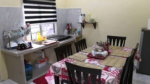 Ferienhaus, 2 Schlafzimmer | Eigene Kochnische