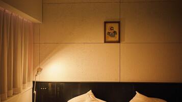 In-room safe, desk, laptop workspace, soundproofing