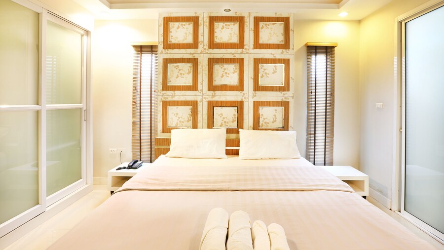 The Luxury Residence