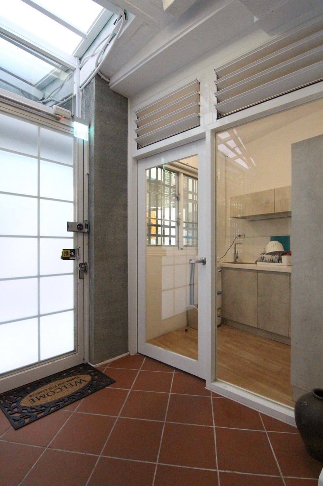 Refrigerador, microondas