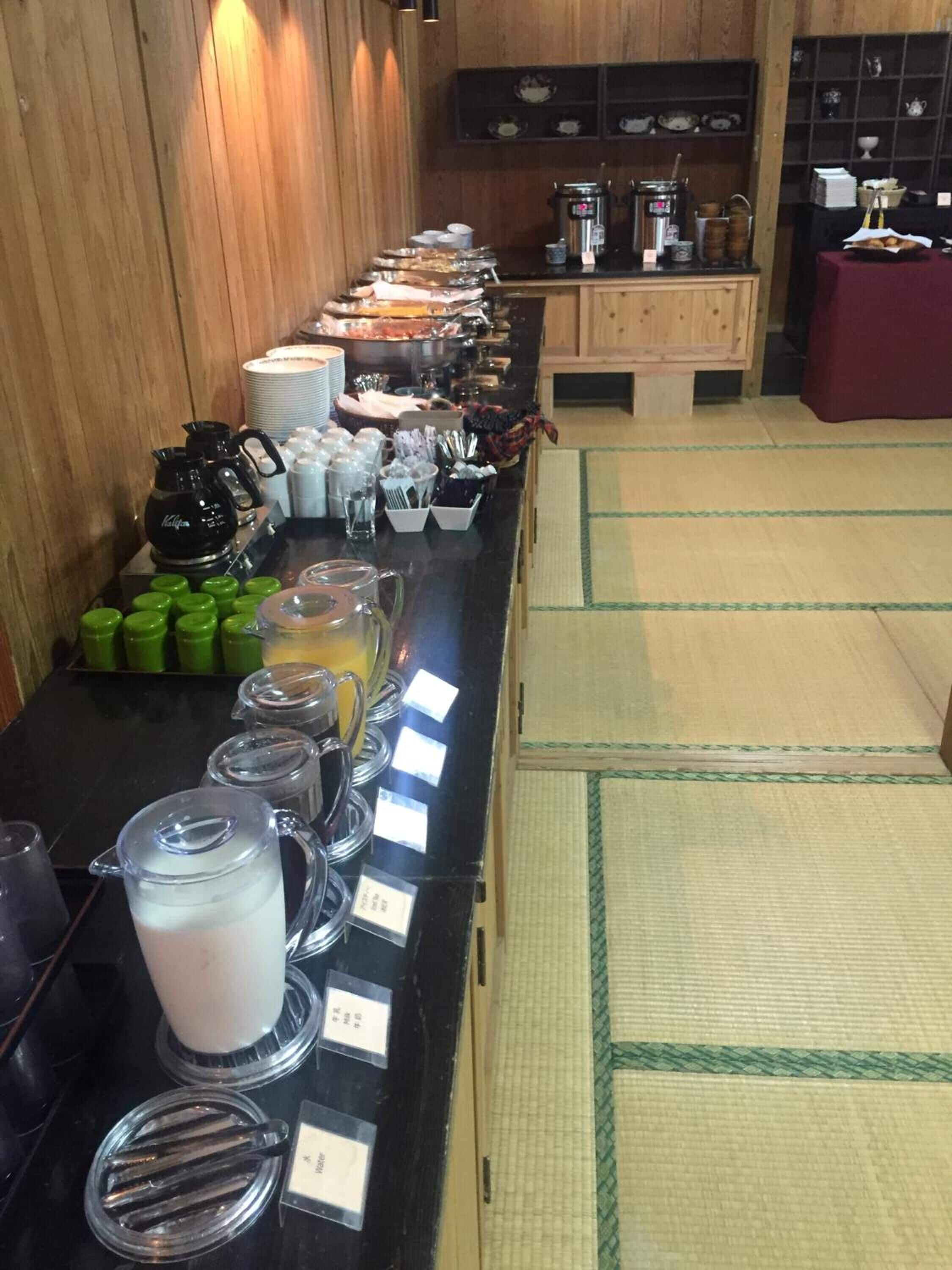 breakfast and lunch served