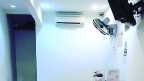 Quầy tiếp tân