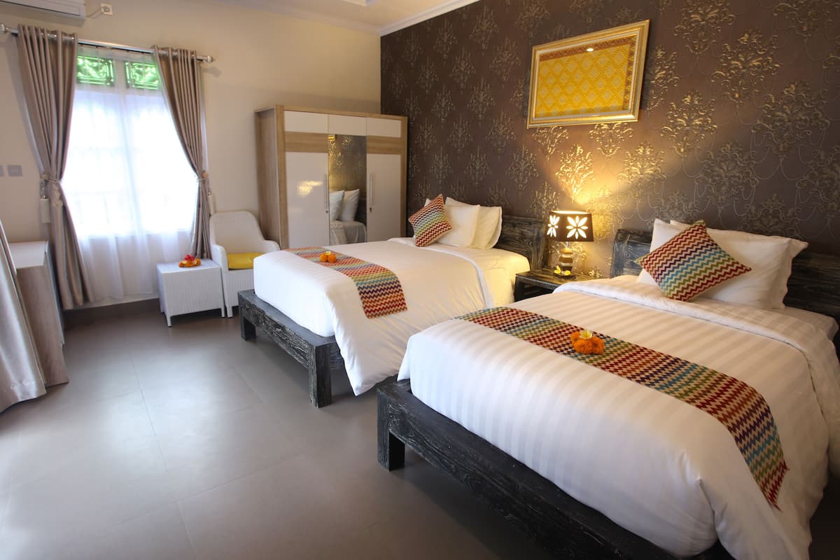 1 bedroom, premium bedding, pillow-top beds, in-room safe