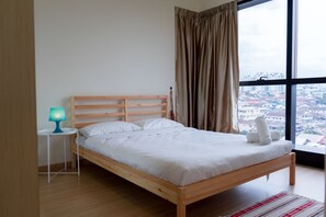 شقة - ٣ غرف نوم | 3 عدّة غرف نوم ومكتب وواي فاي